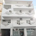 아파트호텔 Dimitris Break Apts