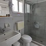 Dimitris Break Apts 아파트호텔 하니아
