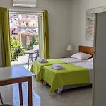 Dimitris Break Apts 아파트호텔 3*