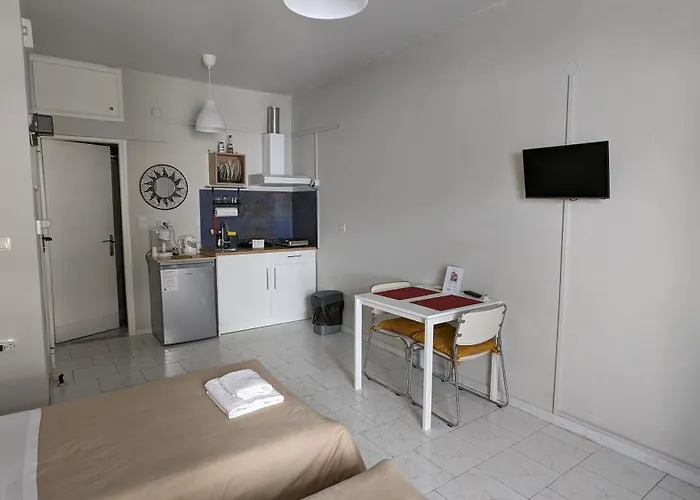 アパートホテル Dimitris Break Apts 3*