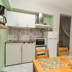 Dimitris Break Apts 3*