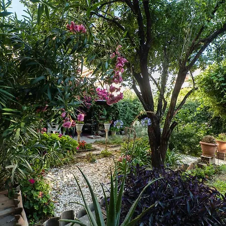 Dimitris Break Apts Апарт-отель Ханья