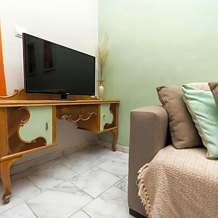 Dimitris Break Apts شقة فندقية