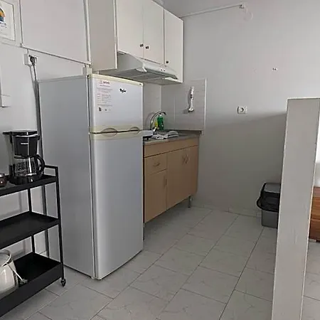 Dimitris Break Apts Ханья