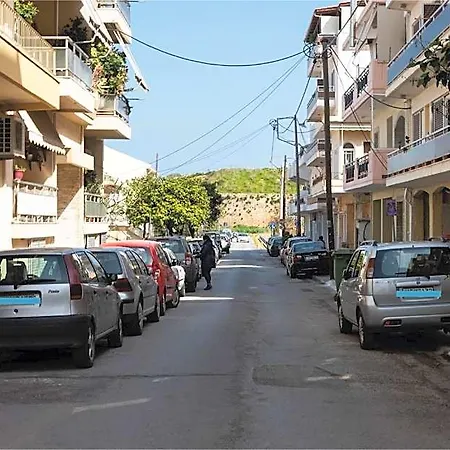 Dimitris Break Apts