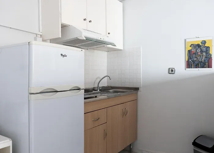 Dimitris Break Apts 3* חאניה