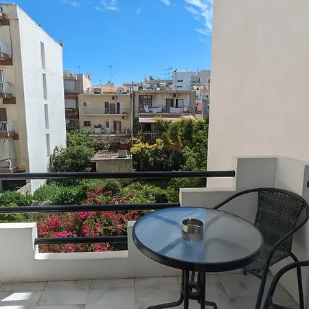 Dimitris Break Apts