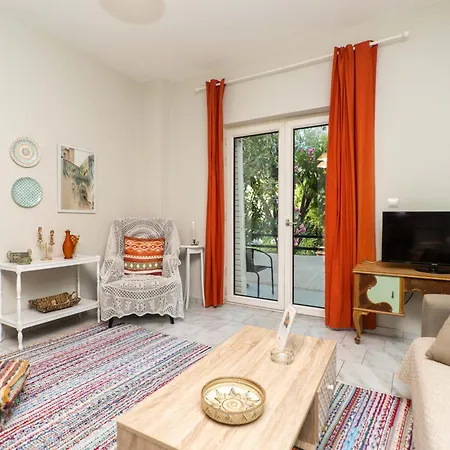 Dimitris Break Apts 3* La Canea